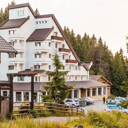 Hotel Alpin Rarau Кымпулунг-Молдовенеск Экстерьер фото