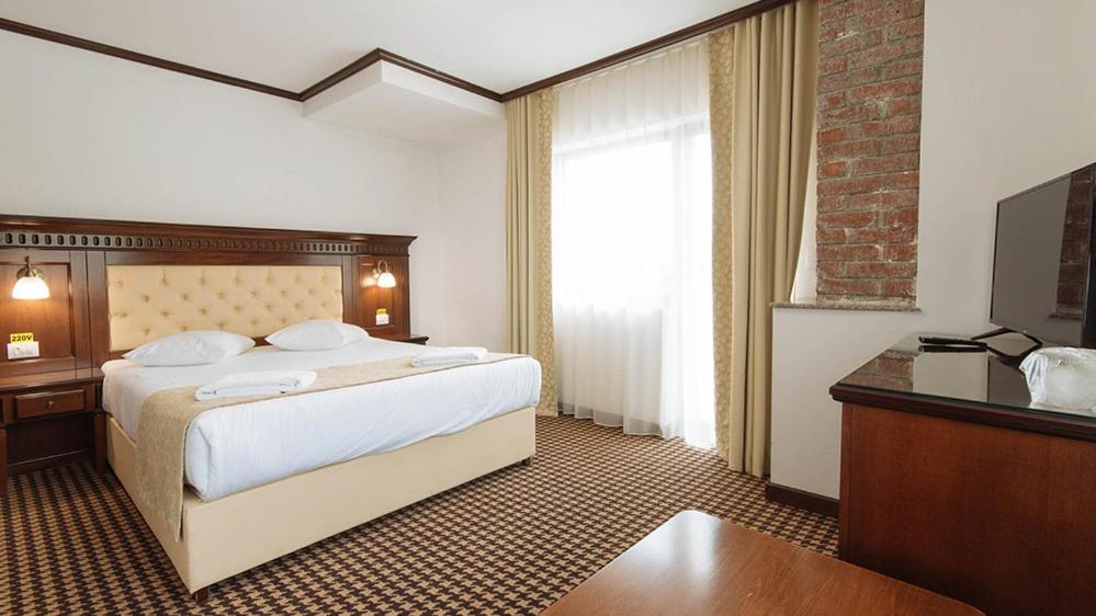 Hotel Alpin Rarau Кымпулунг-Молдовенеск Экстерьер фото