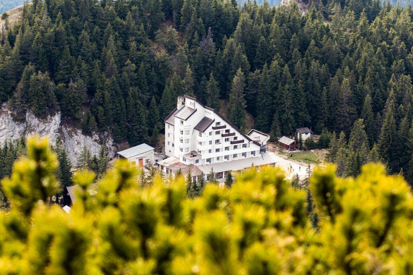 Hotel Alpin Rarau Кымпулунг-Молдовенеск Экстерьер фото